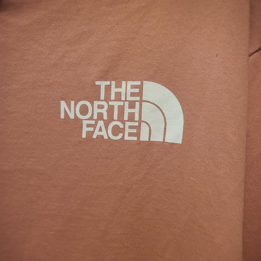 The North Face Women's Long sleeve Pink Logo Shirt with Flowers- XL - Picture 5 of 7
